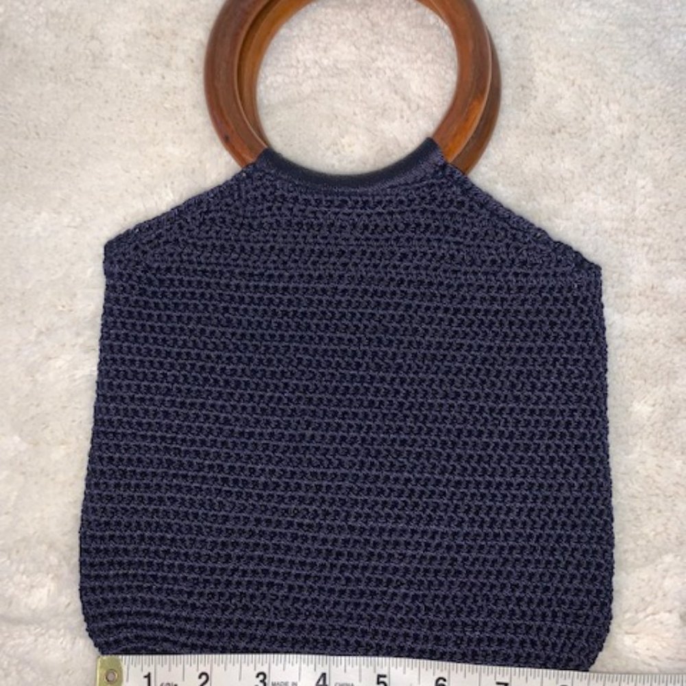 Crochet/Knit Style Handbag - Picture 3 of 5